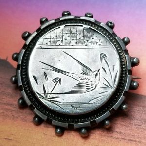 Antique Victorian Aesthetic movement bird brooch silver pin vintage swallow